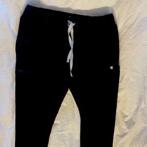 Black Figs scrub pant